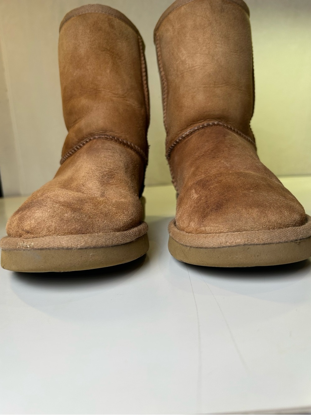 UGG Classic Short II Boots - Chestnut Brown Suede Shearling - Women's Size 7 - Picture 4 of 16